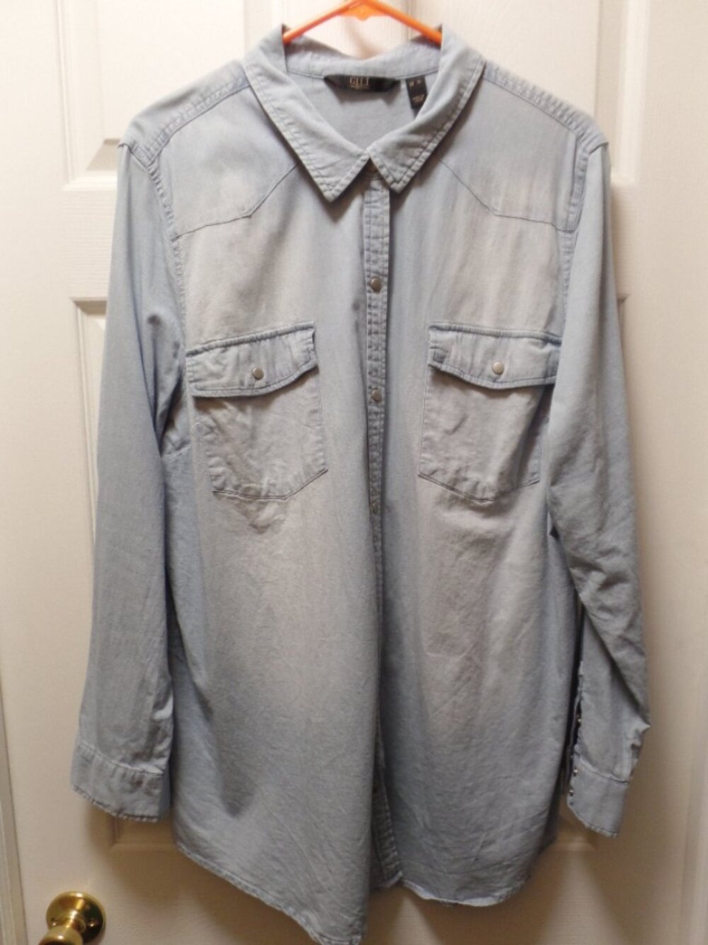 G.I.L.I. XL 18 20  Long Sleeve Snap Front Boyfriend Denim Shirt Light Wash Weste